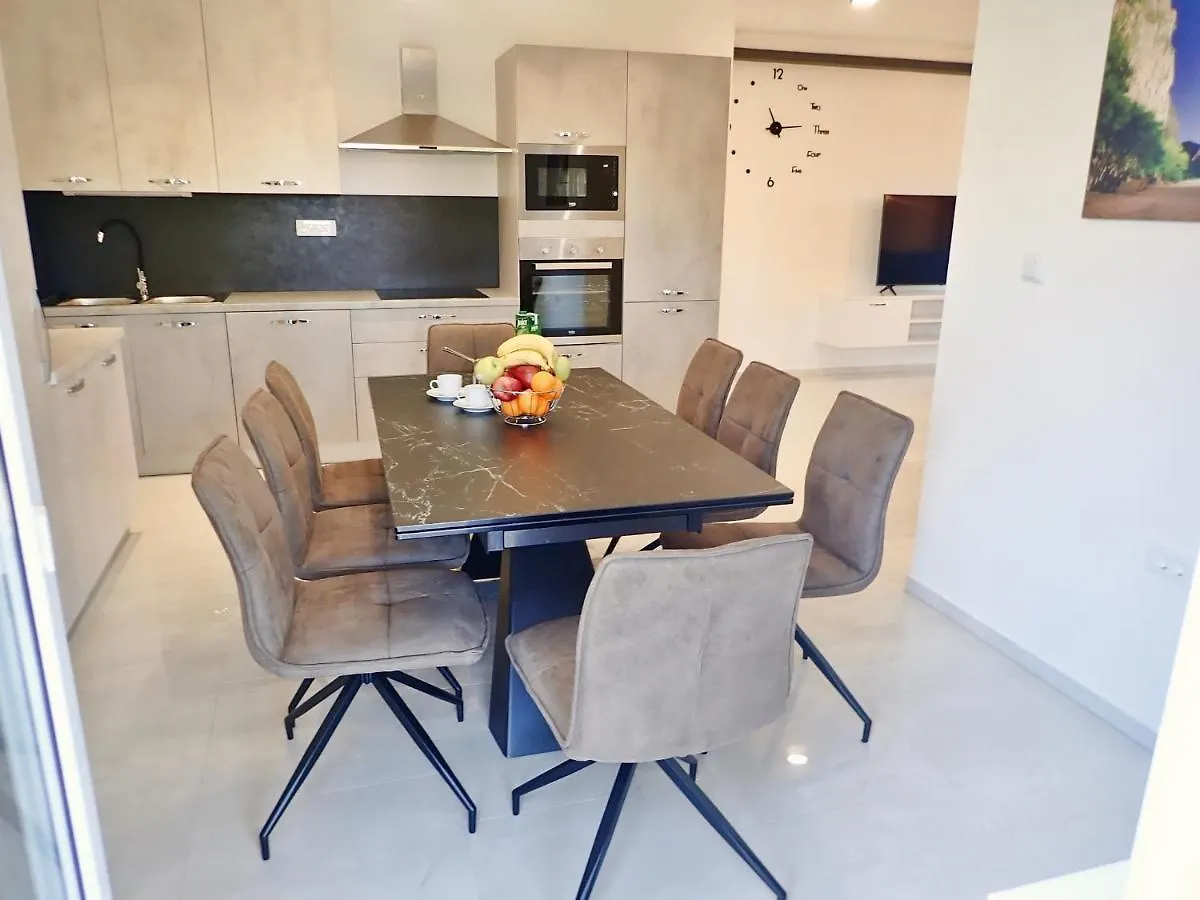 Apartment La Vista Seline 0*,